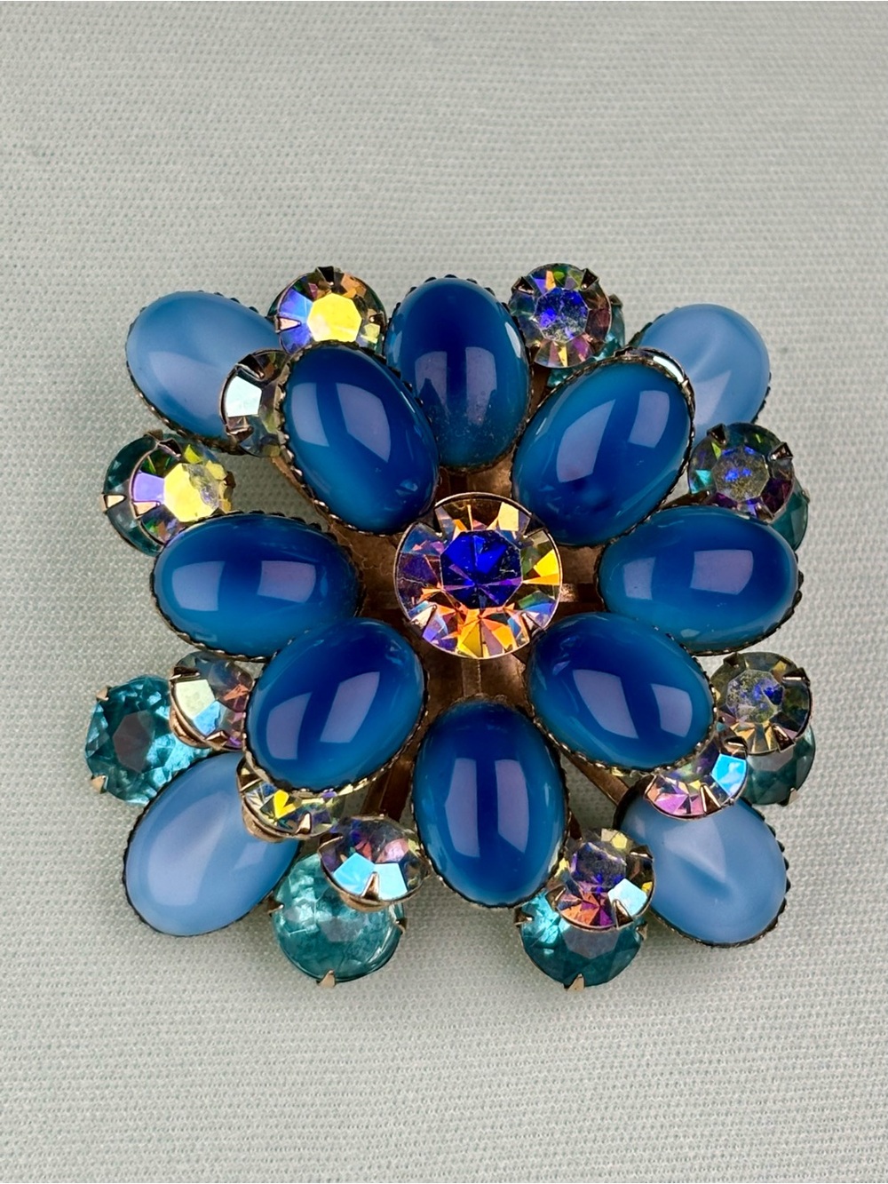 MCM Multilayered Blue flower brooch 50s/60s AB cat’s eye domed Vintage Juliana?